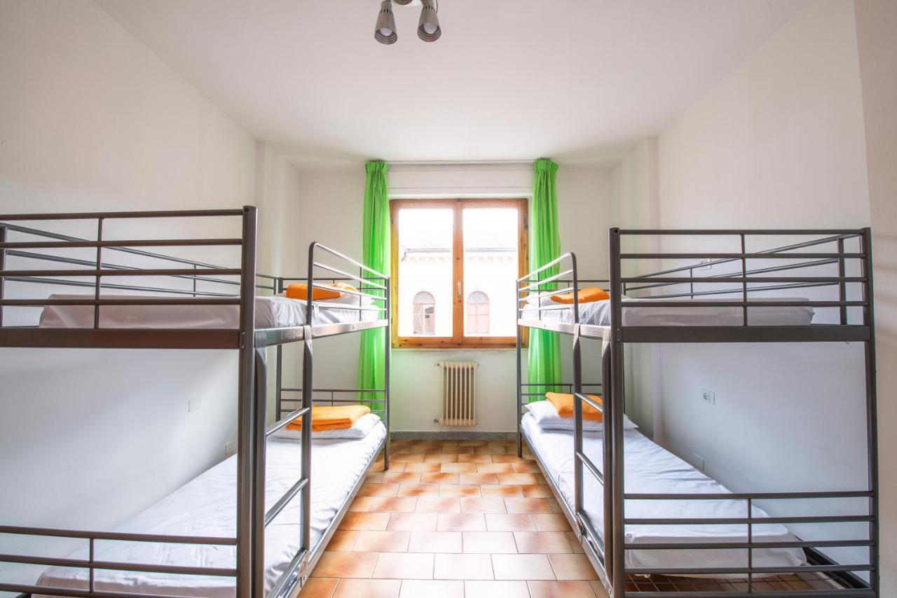 Safestay Pisa Centrale Hostel *